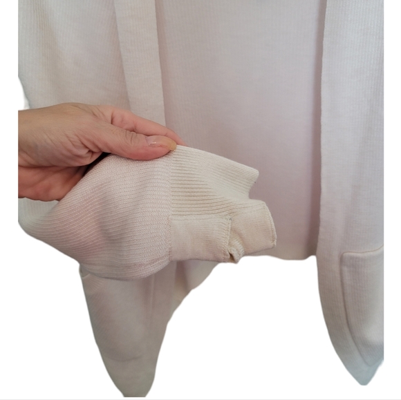 Lululemon Cabin Yogi Wrap in Heathered White / Neutral Blush - Picture 9 of 13